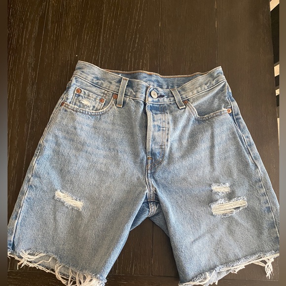 levi 501 mid thigh shorts - Picture 1 of 3